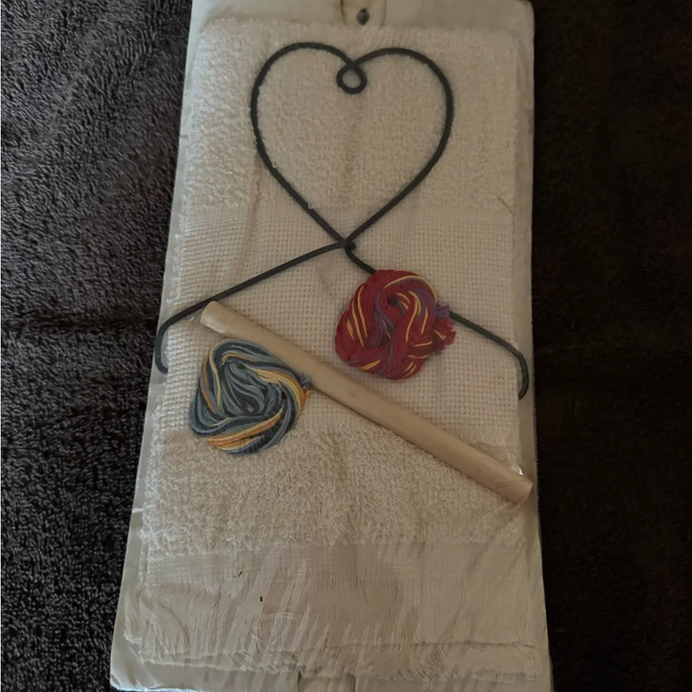 Finger Tip Towel Cross-Stitch Kit - Cream